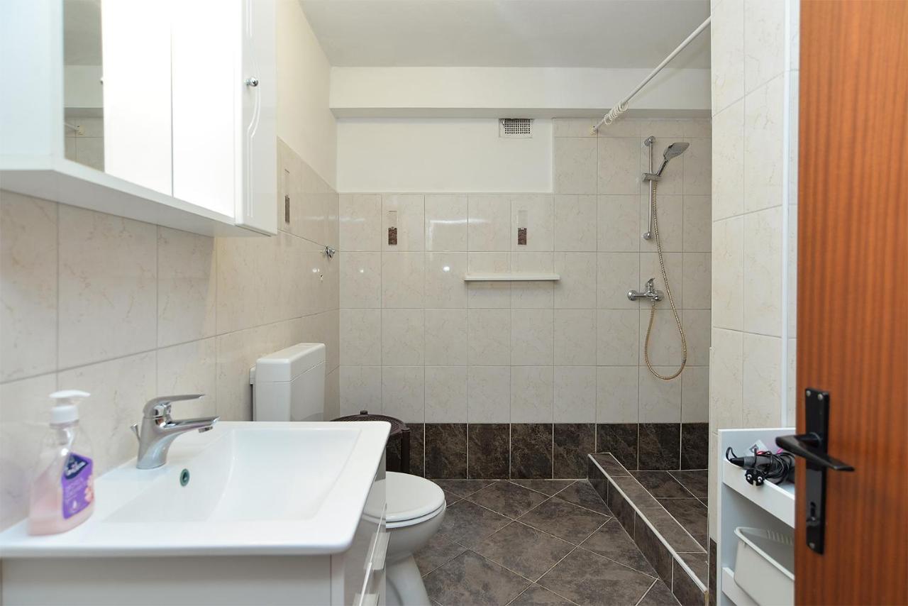 Apartments Plominska 938 Rabac Exterior photo