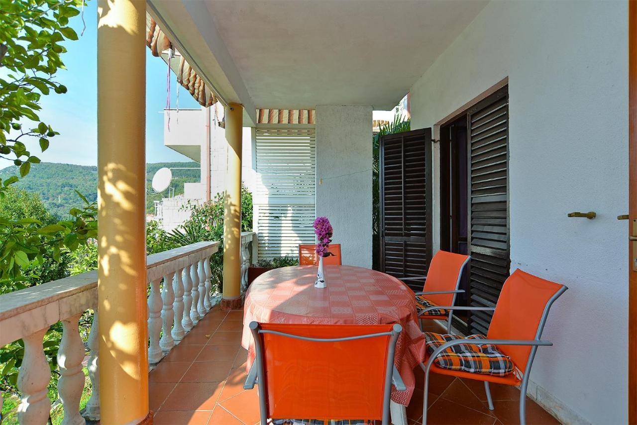 Apartments Plominska 938 Rabac Exterior photo